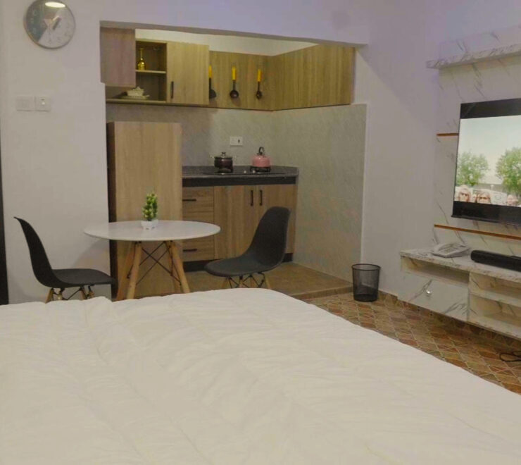 Studio Service Apartment - Ago Palace